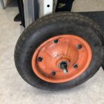 こんなパンク修理も来ます。