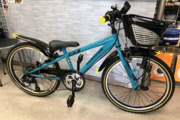 夏に負けないジュニア自転車「クロスファイヤージュニア」にさわやかなターコイズカラーが登場♪