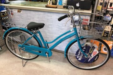 お買い得自転車「アニバーサリー」のターコイズというカラーも入荷中デス♪