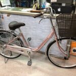 うつくしいローズカラーの自転車を納品しました「ブリヂストン カルーサ」
